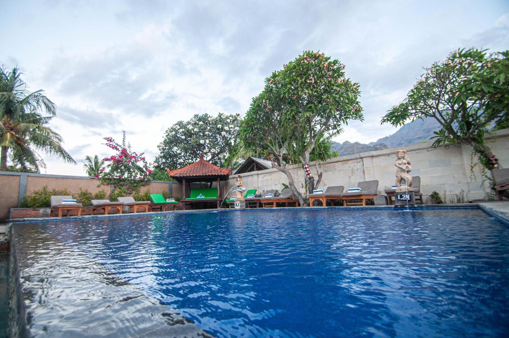 Kubuku Eco Dive Lodge And Yoga Pemuteran Esterno foto
