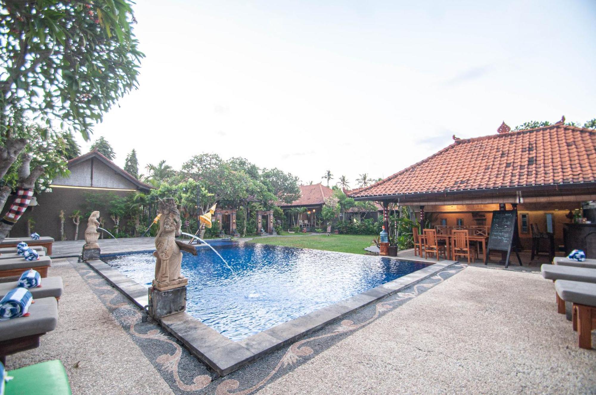 Kubuku Eco Dive Lodge And Yoga Pemuteran Esterno foto